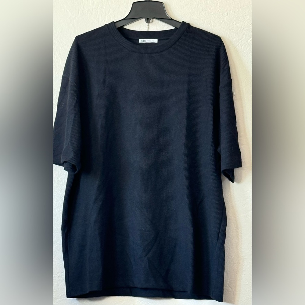 Zara Ribbed men’s Tshirt size XL - Black